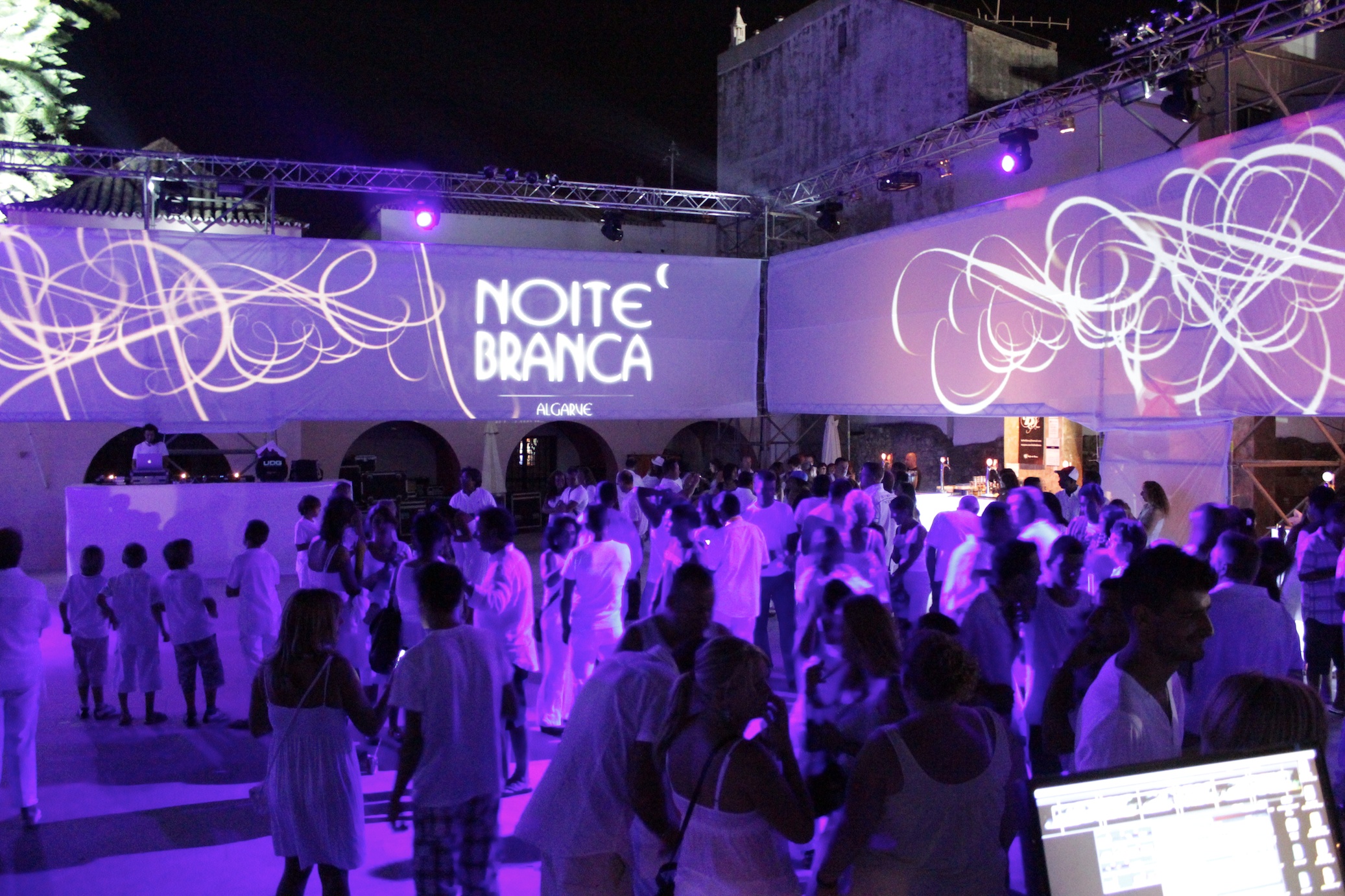 Noite Branca - Loulé 2010 (cerca)